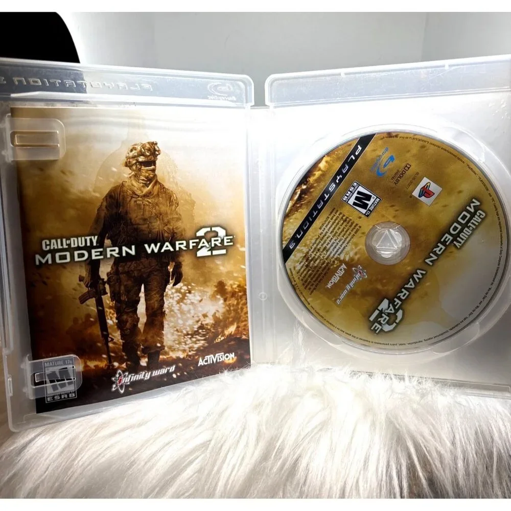 Call Of Duty: Modern Warfare 2 PS3 Complete With Case & Manual preowned Battle